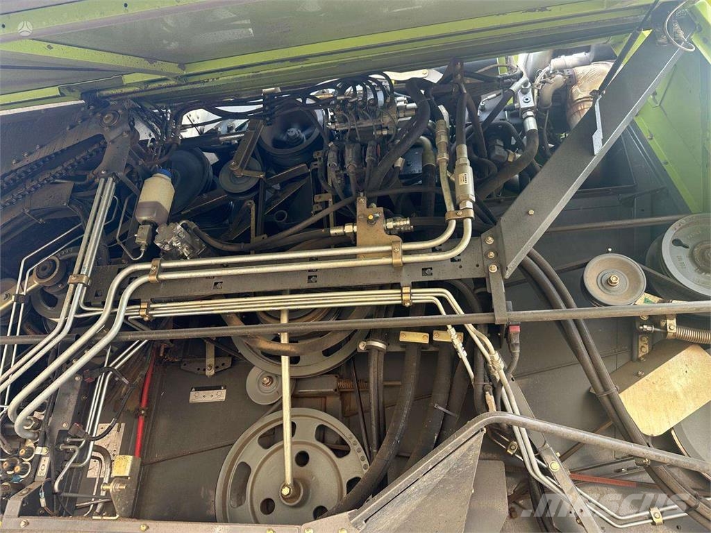 CLAAS Lexion 670 Derliaus nuėmimo kombainai