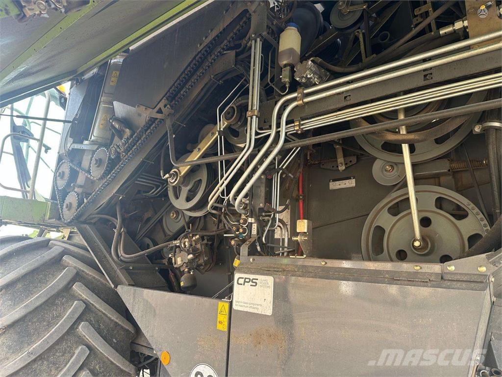 CLAAS Lexion 670 Derliaus nuėmimo kombainai