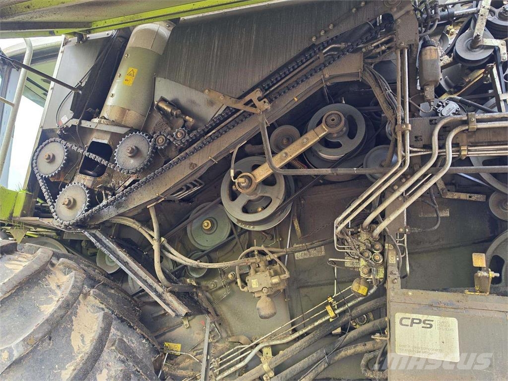 CLAAS LEXION 670 4WD 聯合收穫機
