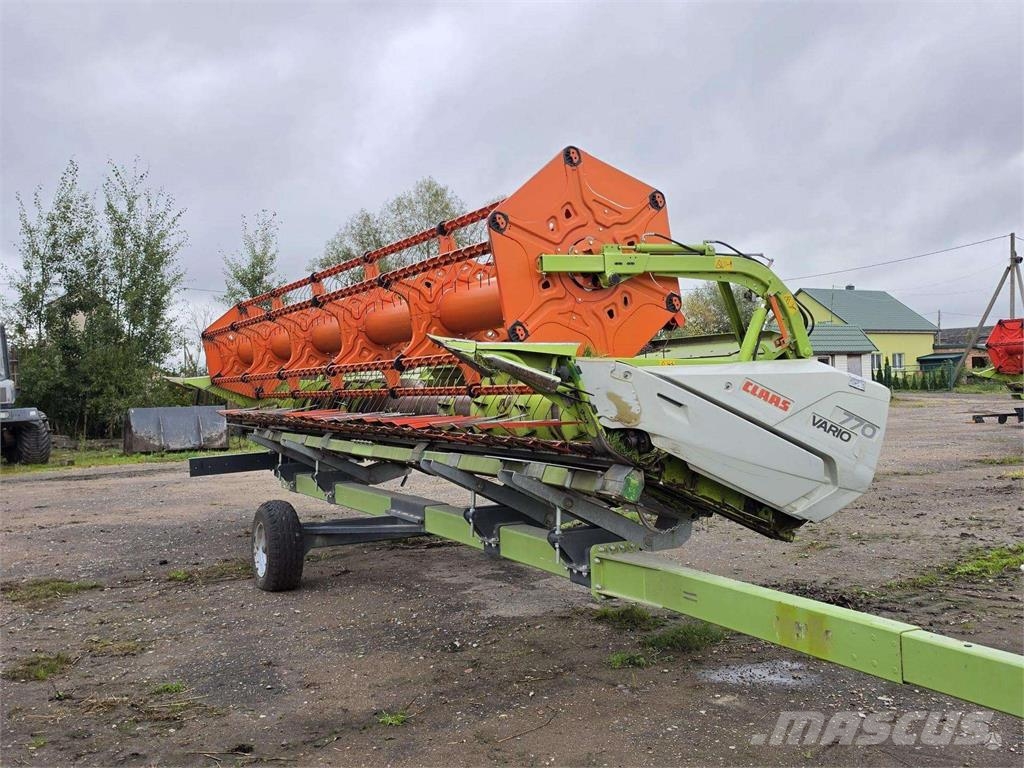 CLAAS LEXION 670 4WD 聯合收穫機