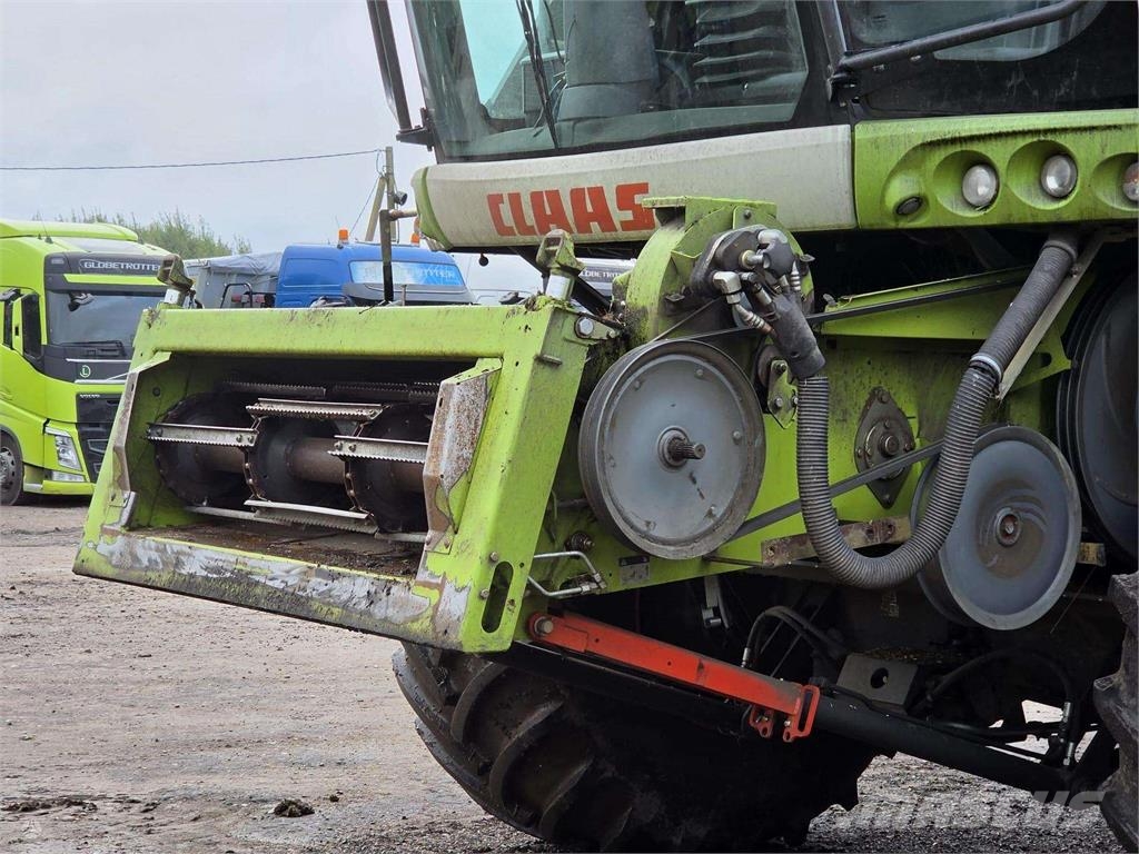 CLAAS LEXION 670 4WD 聯合收穫機