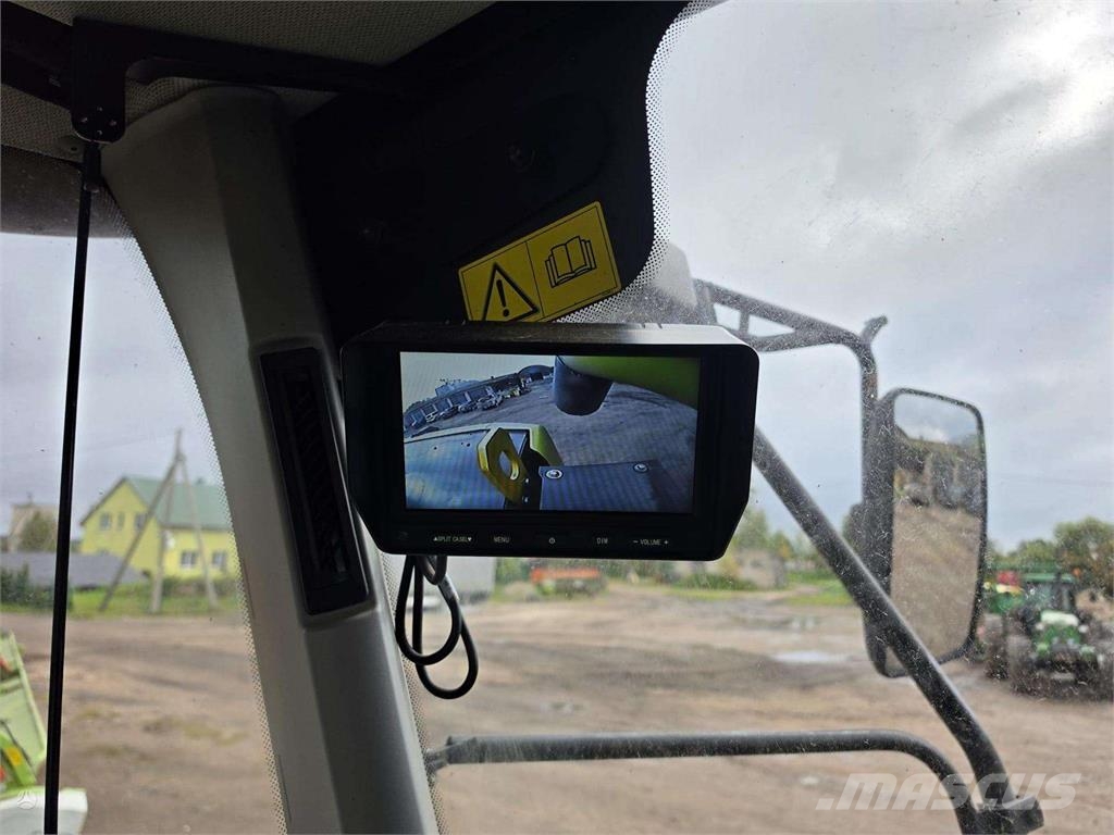 CLAAS LEXION 670 4WD 聯合收穫機