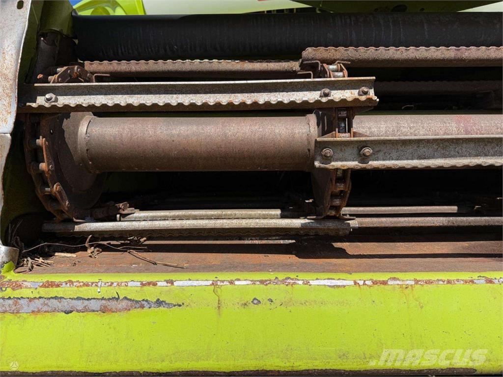 CLAAS Lexion 770TT Derliaus nuėmimo kombainai