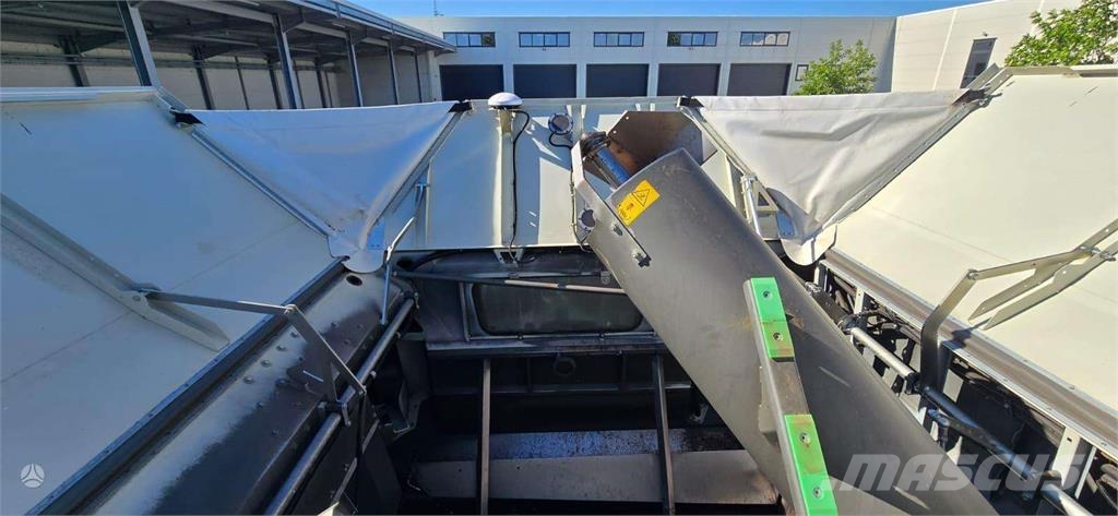 CLAAS Lexion 8700 TT Kombinované zberacie stroje