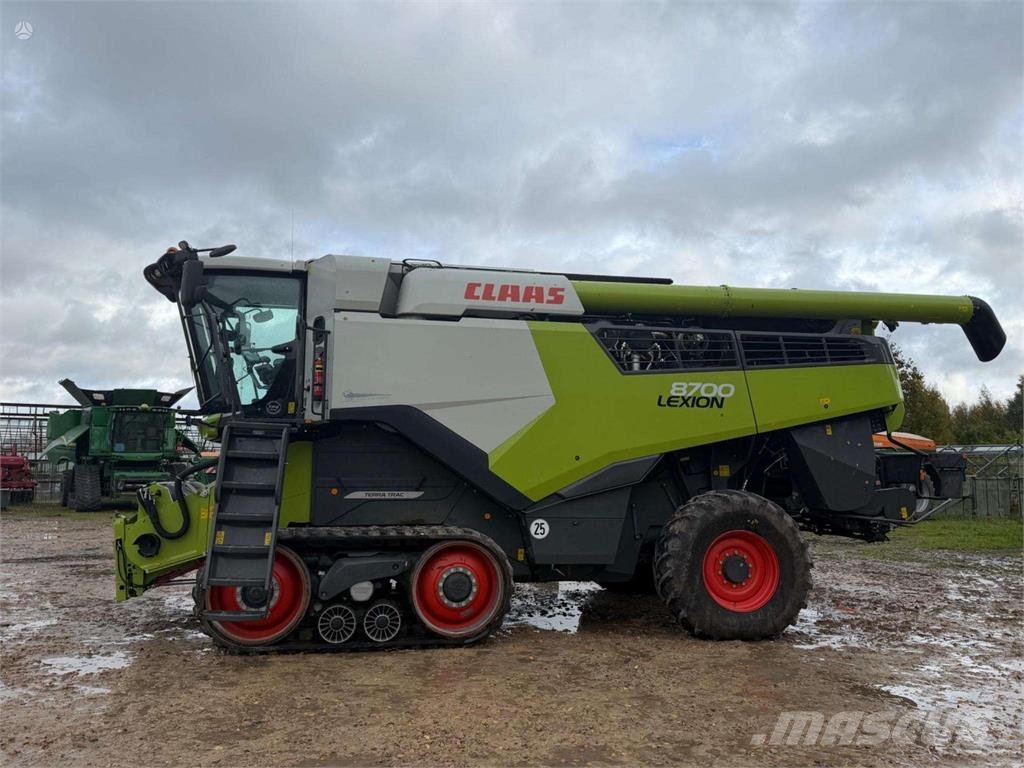 CLAAS Lexion 8700TT Ceifeiras debulhadoras