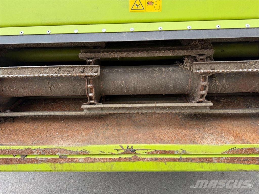 CLAAS Lexion 8700TT حصادات