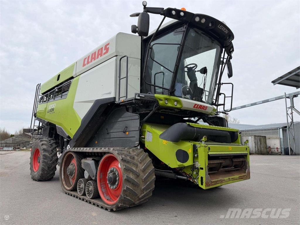 CLAAS Lexion 8700TT حصادات
