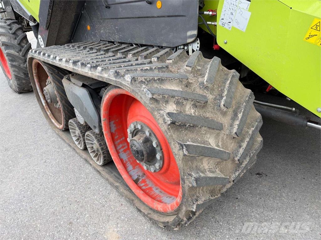 CLAAS Lexion 8700TT حصادات
