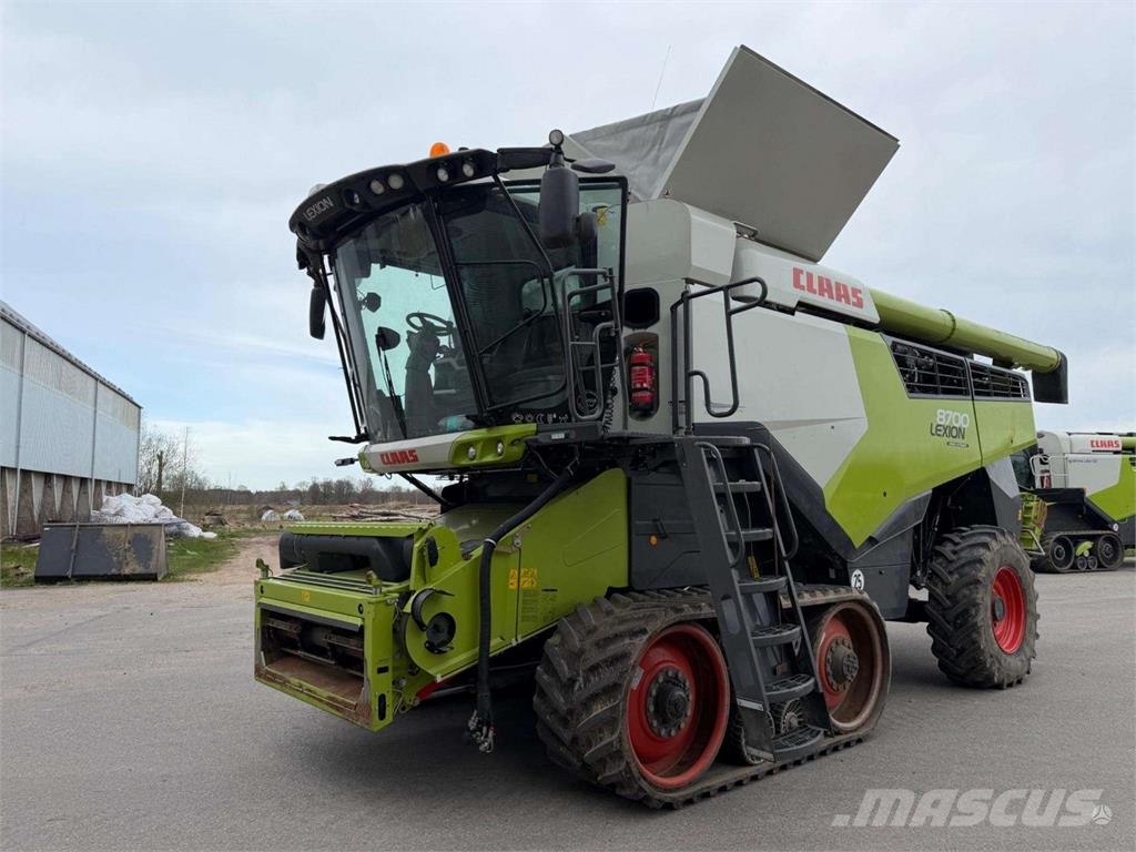 CLAAS Lexion 8700TT حصادات