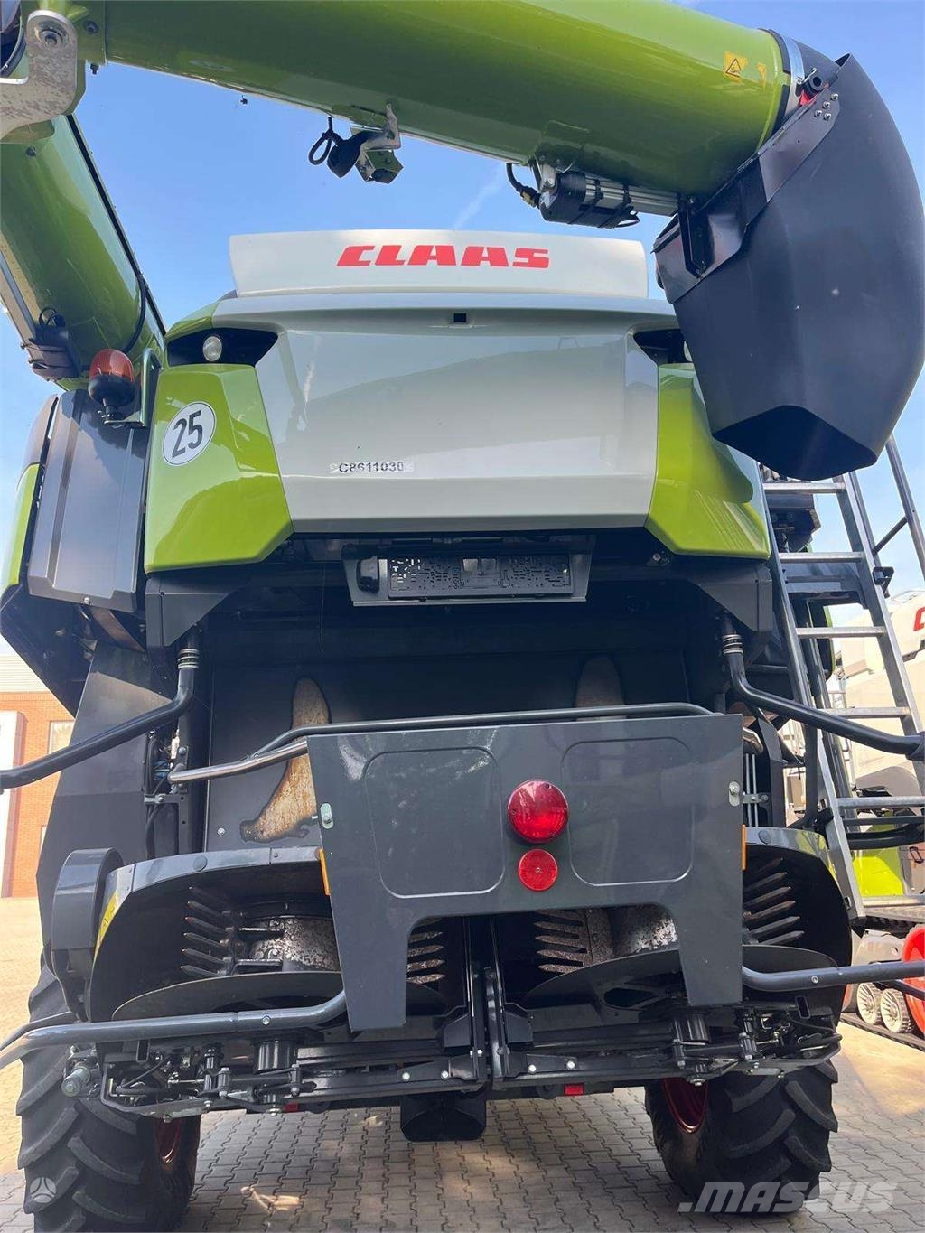 CLAAS Lexion 8800 حصادات
