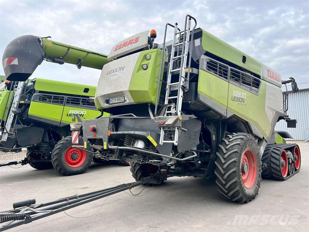 CLAAS Lexion 8800 حصادات