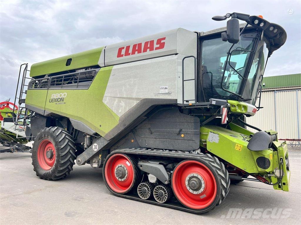 CLAAS Lexion 8800 حصادات