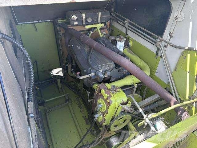CLAAS MEGA 208 Θεριζοαλωνιστικές μηχανές
