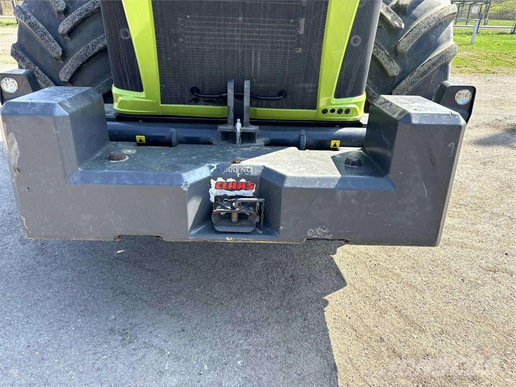 CLAAS Xerion 5000 Трактора