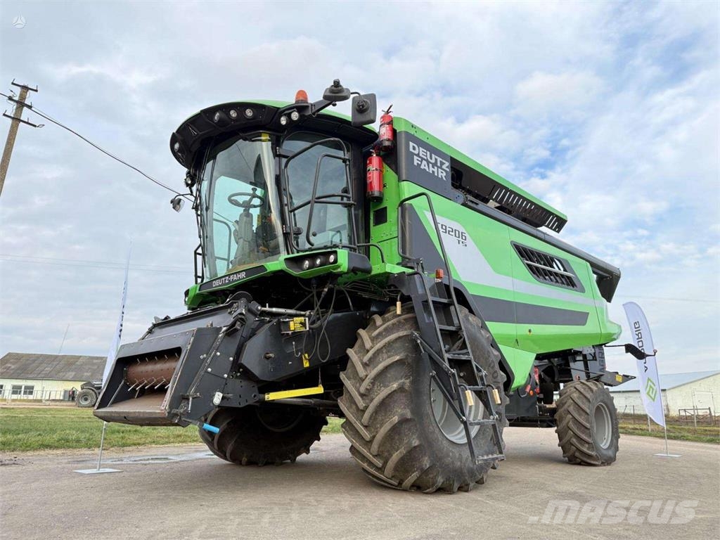 Deutz-Fahr C9206 TS Leikkuupuimurit