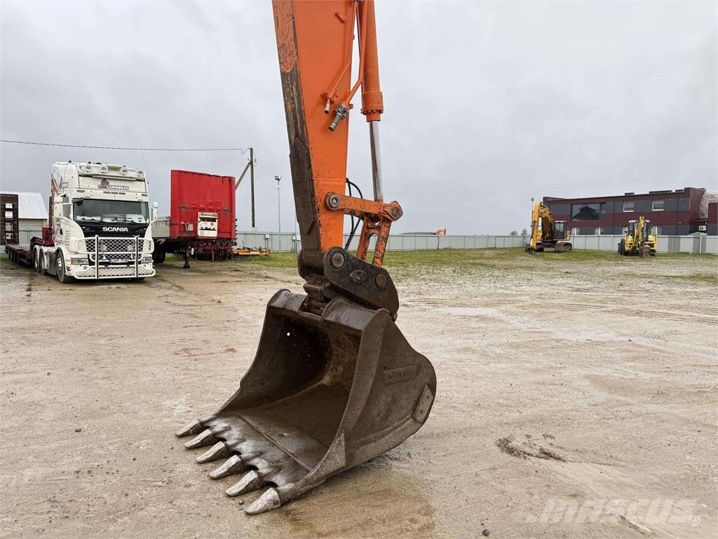 Doosan DX 225 LC-3 Vikšriniai ekskavatoriai