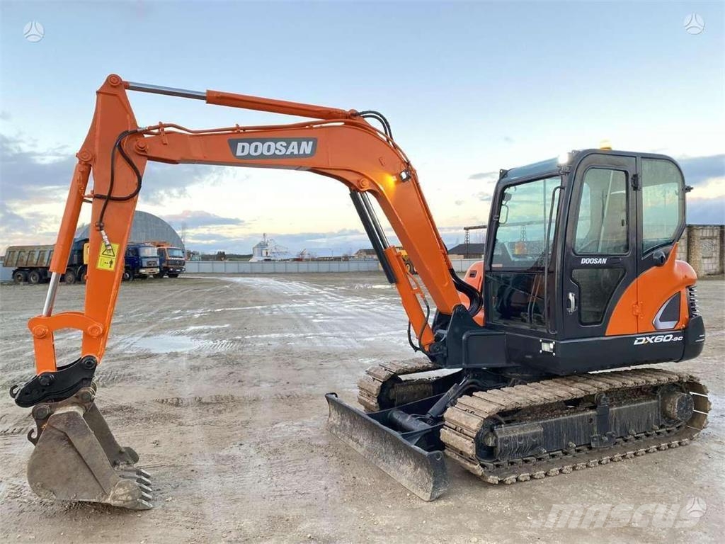 Doosan DX 60 C Mini ekskavatori < 7 t