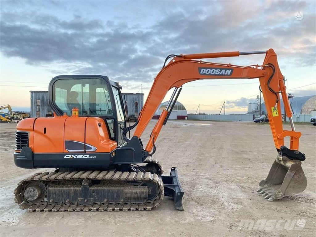 Doosan DX 60 C Mini ekskavatori < 7 t
