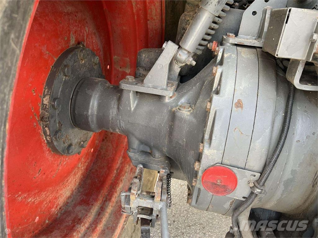 Fendt 818 Vario TMS Traktoriai