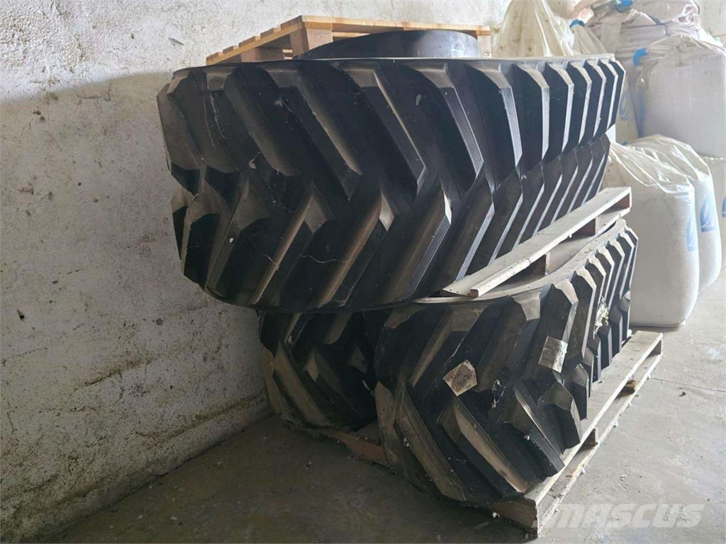 Fendt 943 الجرارات