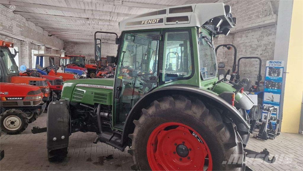 Fendt Farmer 208V Traktoriai