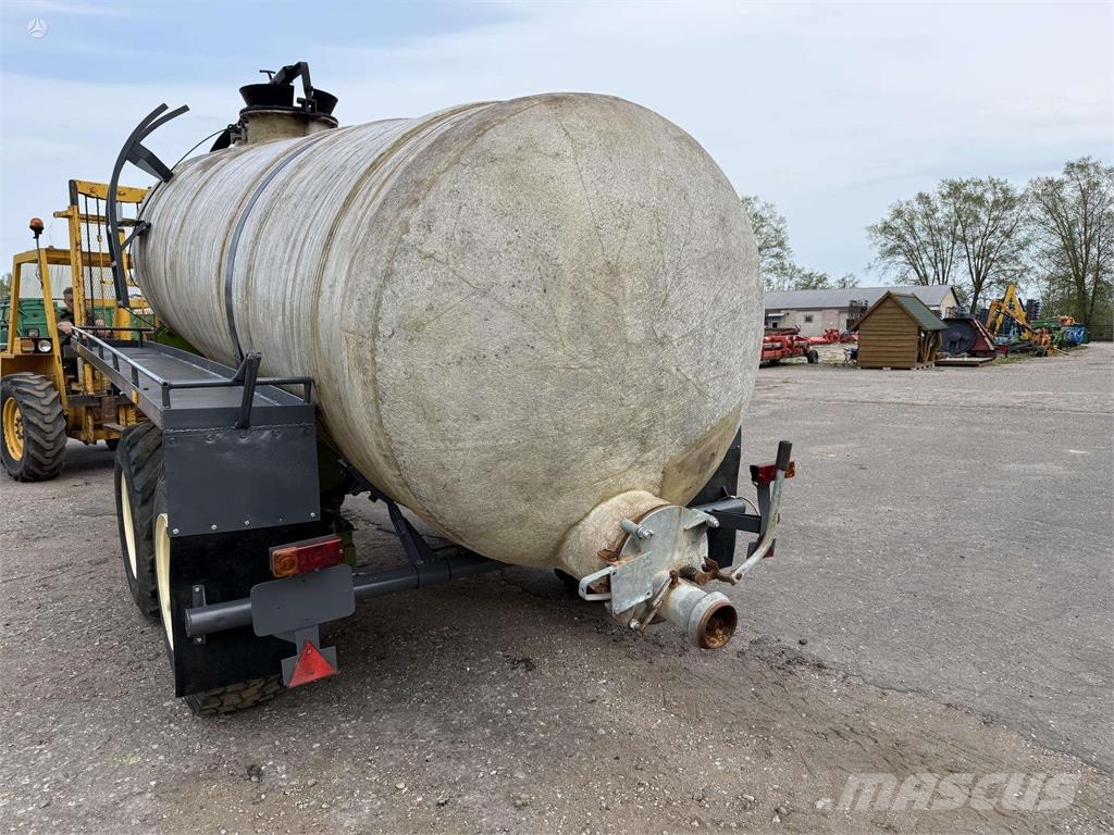 Fortschritt HTS 100 Tonne à lisier
