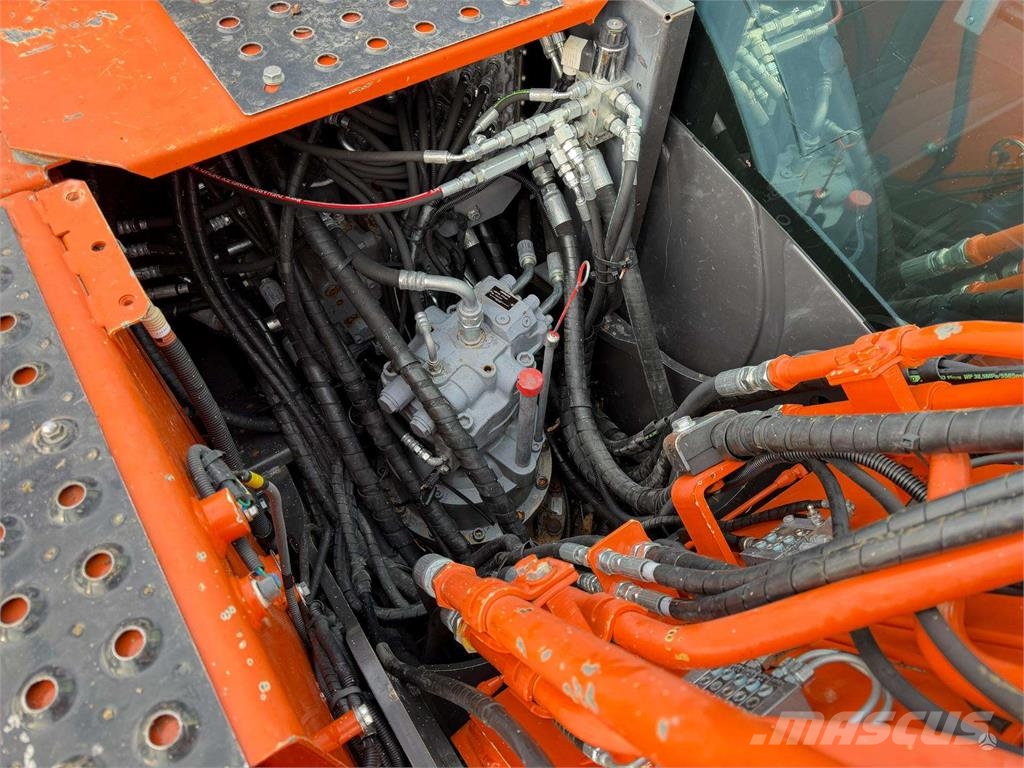 Hitachi ZX 160 LC-6 Escavadeiras de esteiras