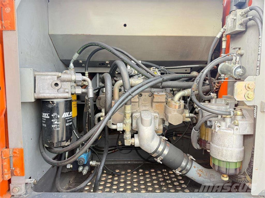 Hitachi ZX 210 LC-3 Raupenbagger
