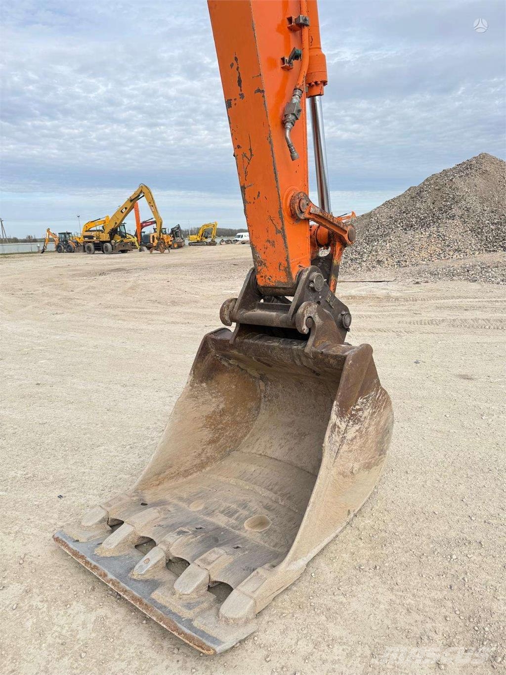 Hitachi ZX 210 LC-3 Raupenbagger
