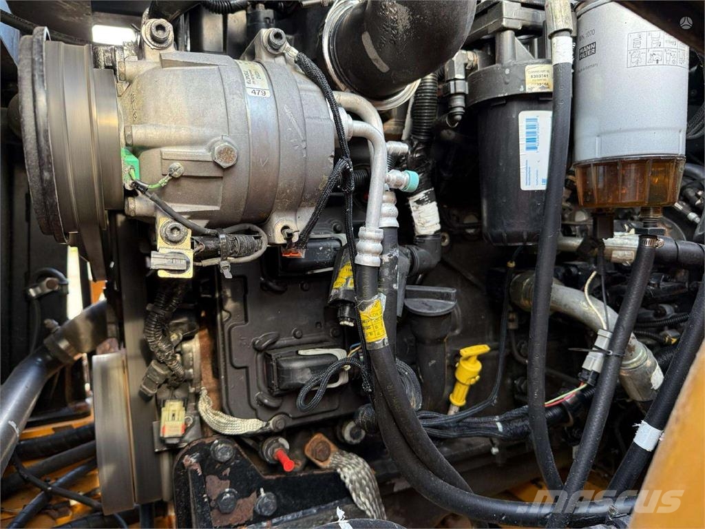 Hyundai HL 955 轮式装载机