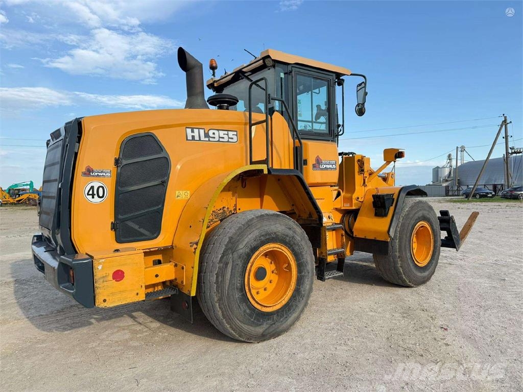 Hyundai HL 955 轮式装载机