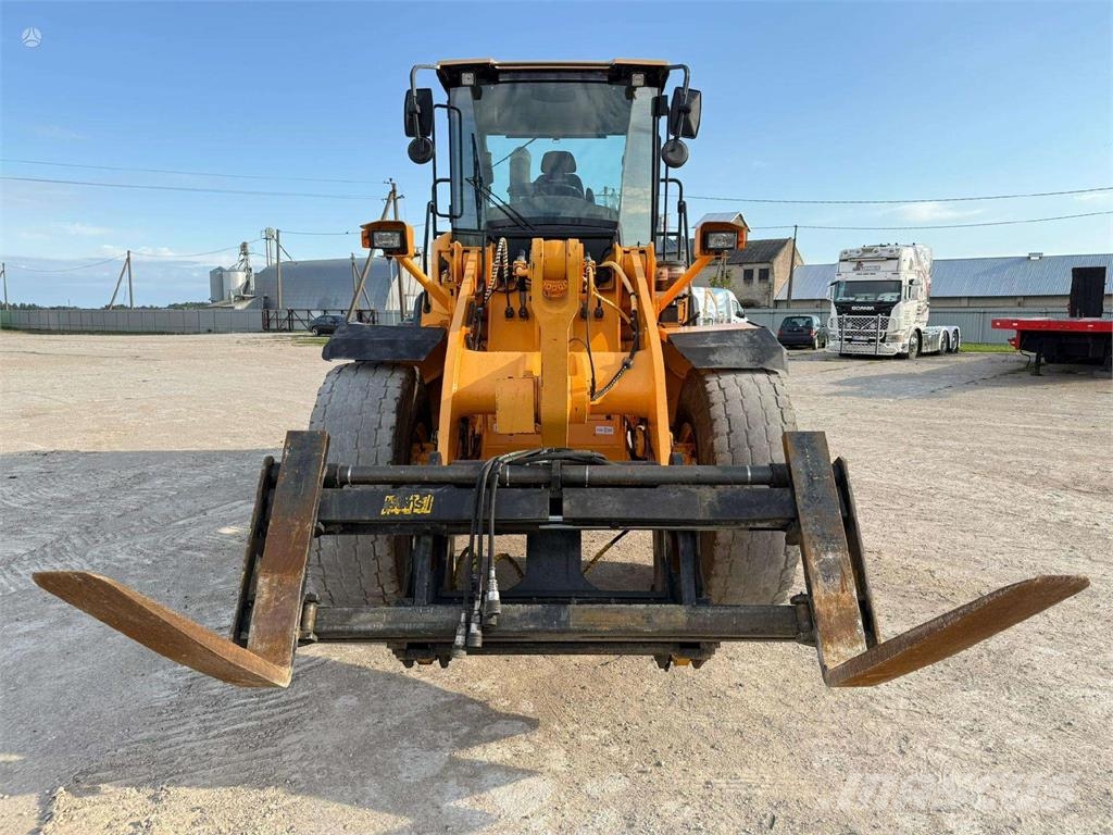 Hyundai HL 955 轮式装载机