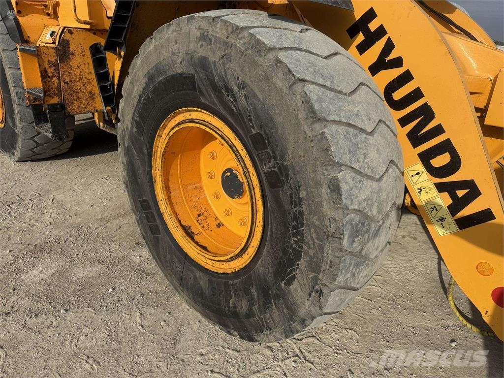 Hyundai HL 955 , quick coupler , 3m3 Iekrāvēji uz riteņiem