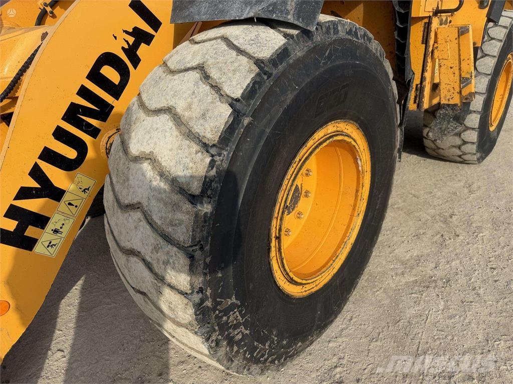 Hyundai HL 955 , quick coupler , 3m3 Iekrāvēji uz riteņiem