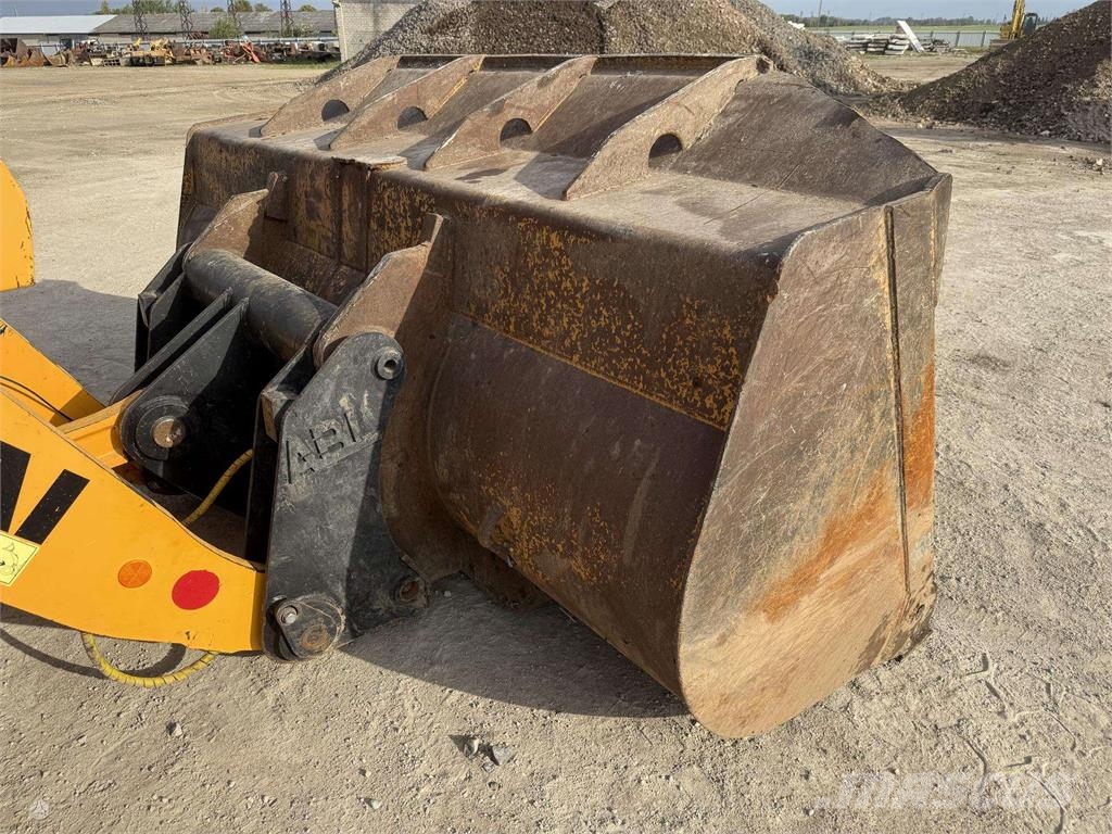 Hyundai HL 955 , quick coupler , 3m3 Iekrāvēji uz riteņiem
