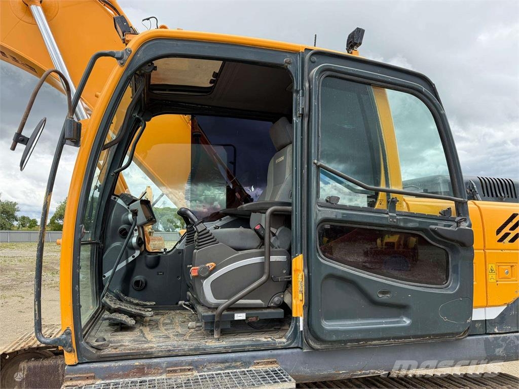 Hyundai Robex 210 LC-9 Гусеничні екскаватори