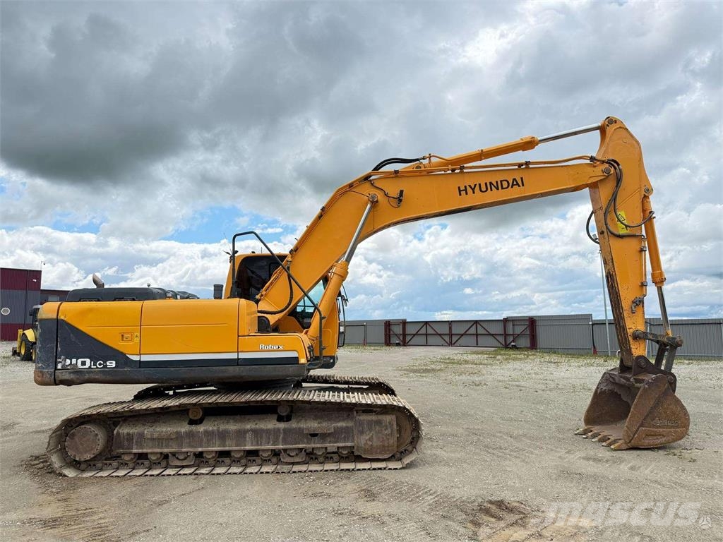 Hyundai Robex 210 LC-9 Гусеничні екскаватори