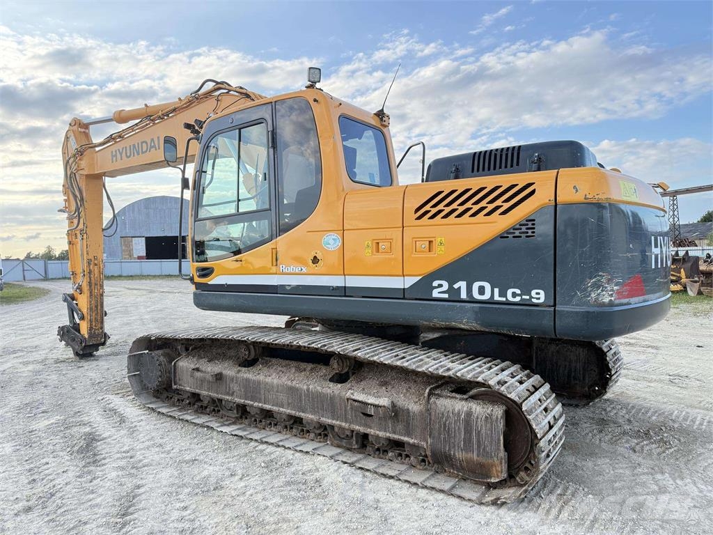 Hyundai Robex 210 LC-9 Гусеничні екскаватори