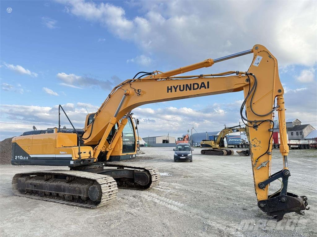 Hyundai Robex 210 LC-9 Гусеничні екскаватори
