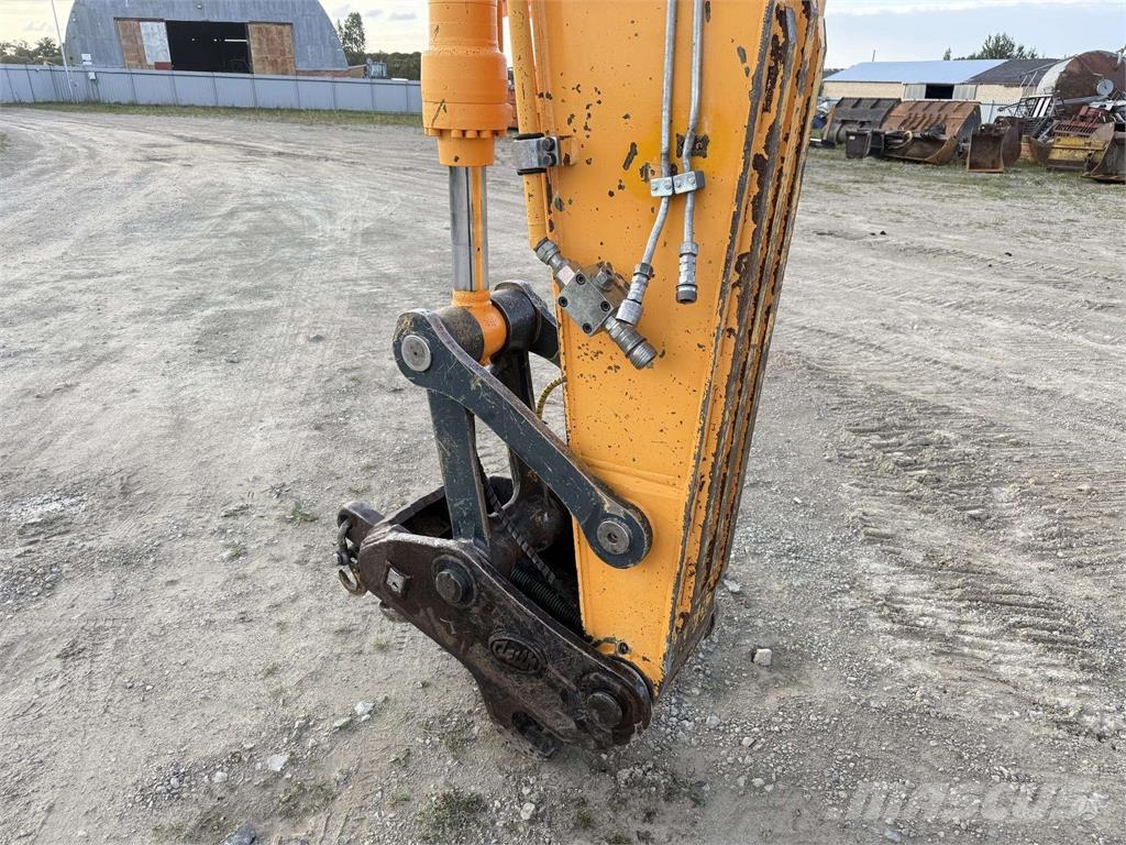 Hyundai Robex 210 LC-9 Гусеничні екскаватори