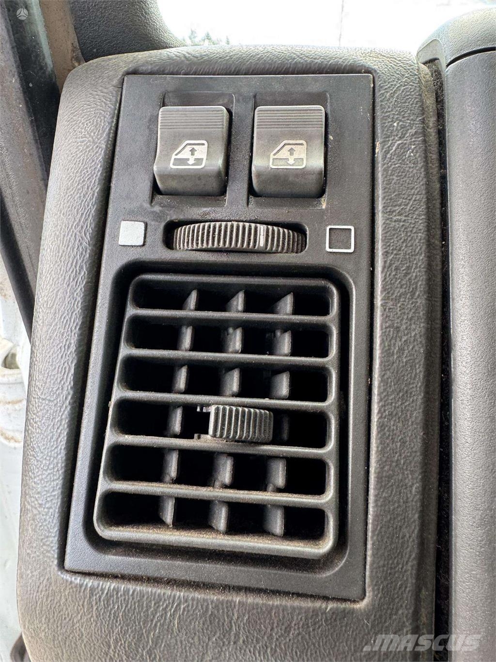 Iveco Eurotech 260E35 덤프 트럭