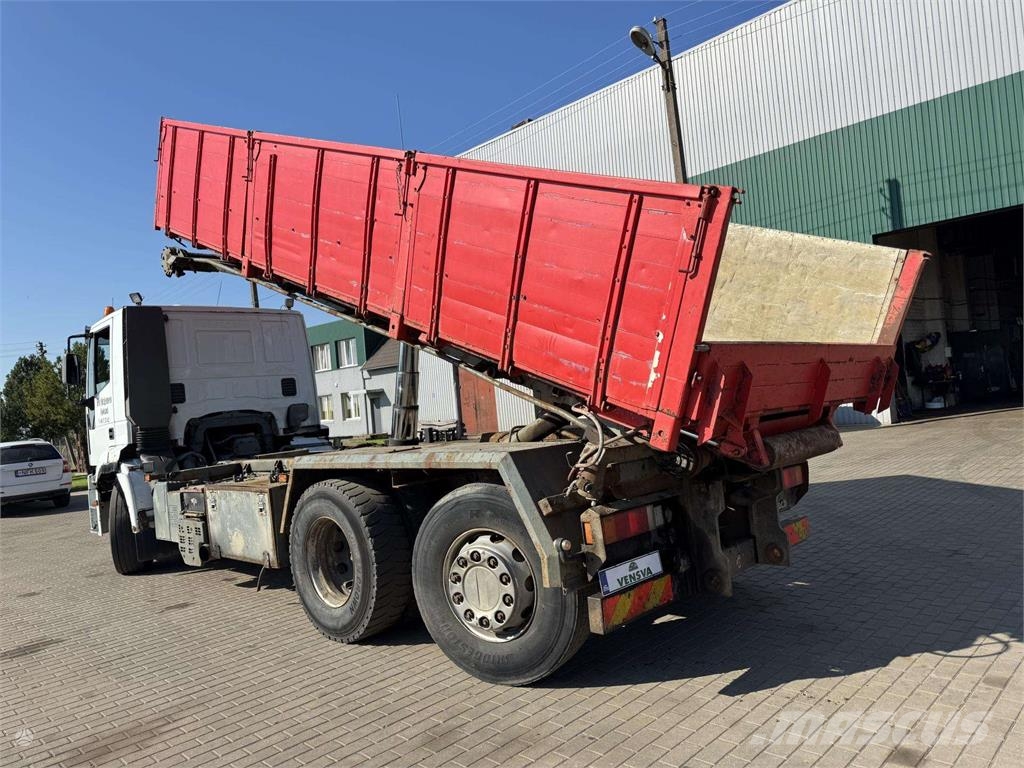 Iveco Eurotech 260E35 덤프 트럭