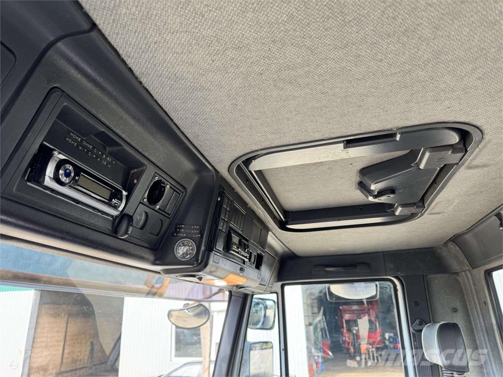 Iveco EuroTrakker 410 E44H + PALFINGER PK44002 + JIB PJ1 Caminhões guindaste
