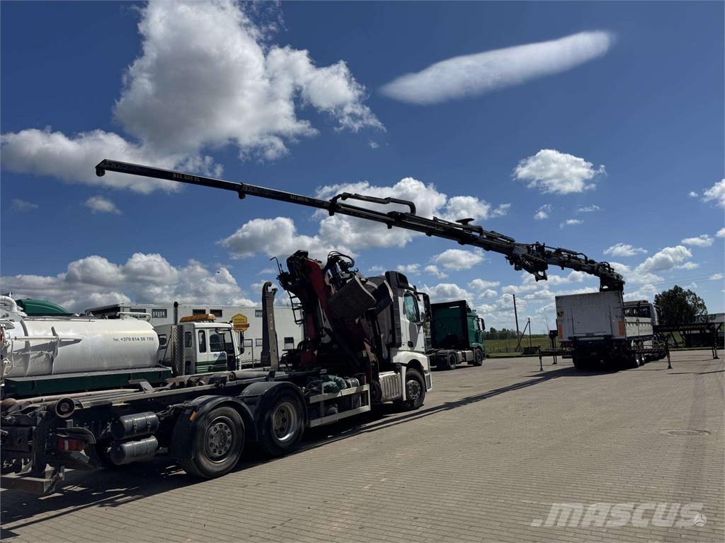 Iveco EuroTrakker 410 E44H + PALFINGER PK44002 + JIB PJ1 Caminhões guindaste