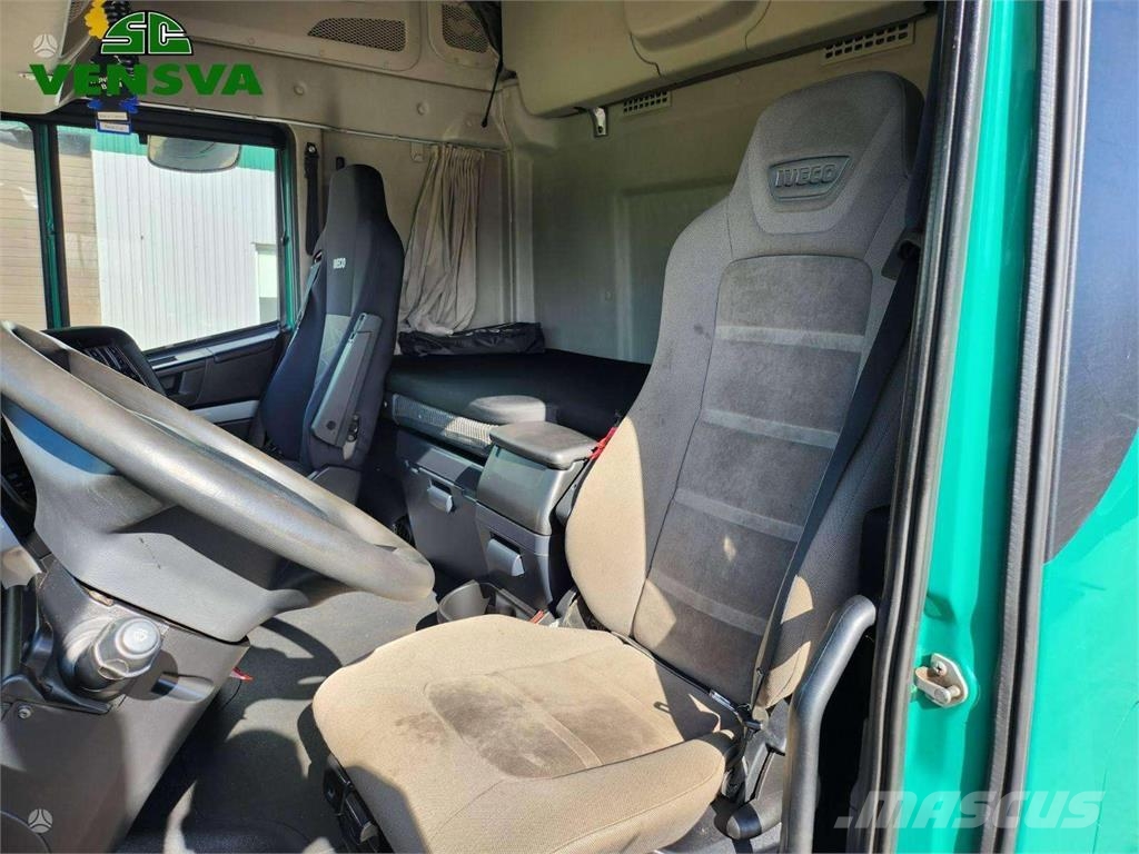 Iveco STRALIS 560 6x4 EURO6 Camiones con chasís y cabina