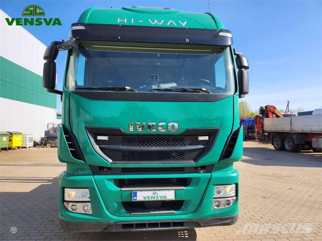 Iveco STRALIS 560 6x4 EURO6 Camiones con chasís y cabina