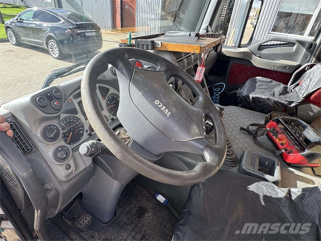 Iveco TRAKKER AD260T35 + Palfinger PK36002 Pašizgāzējs