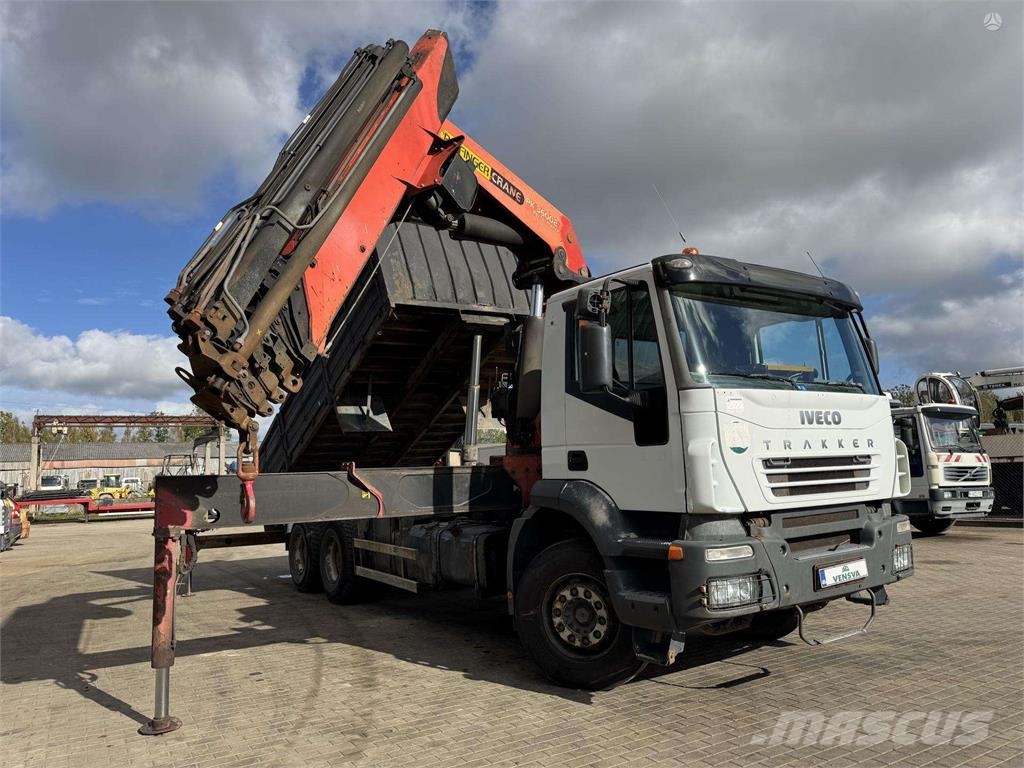 Iveco TRAKKER AD260T35 + Palfinger PK36002 Pašizgāzējs