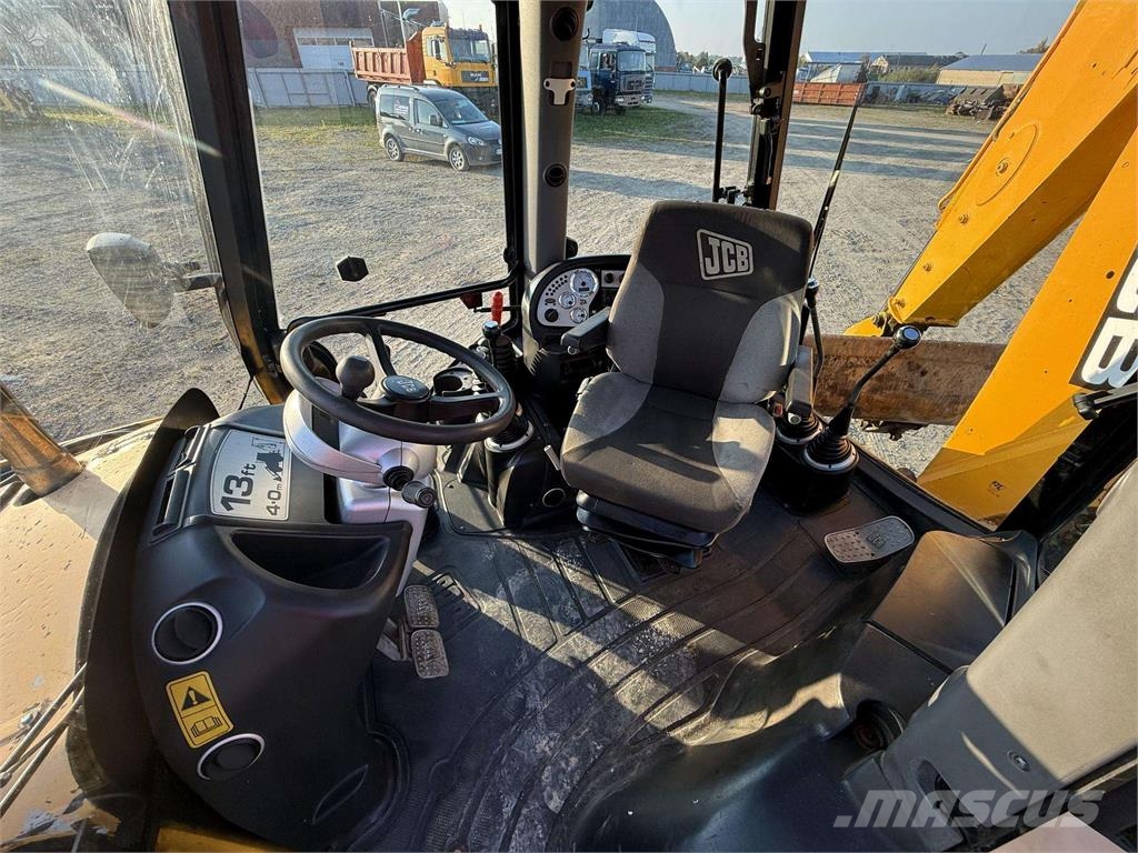 JCB 3 CX لوادر ذات جرافات عكسية