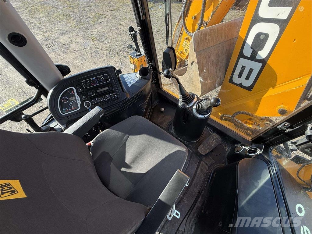 JCB 4 CX , quick coupler front & b Buldoexcavatoare